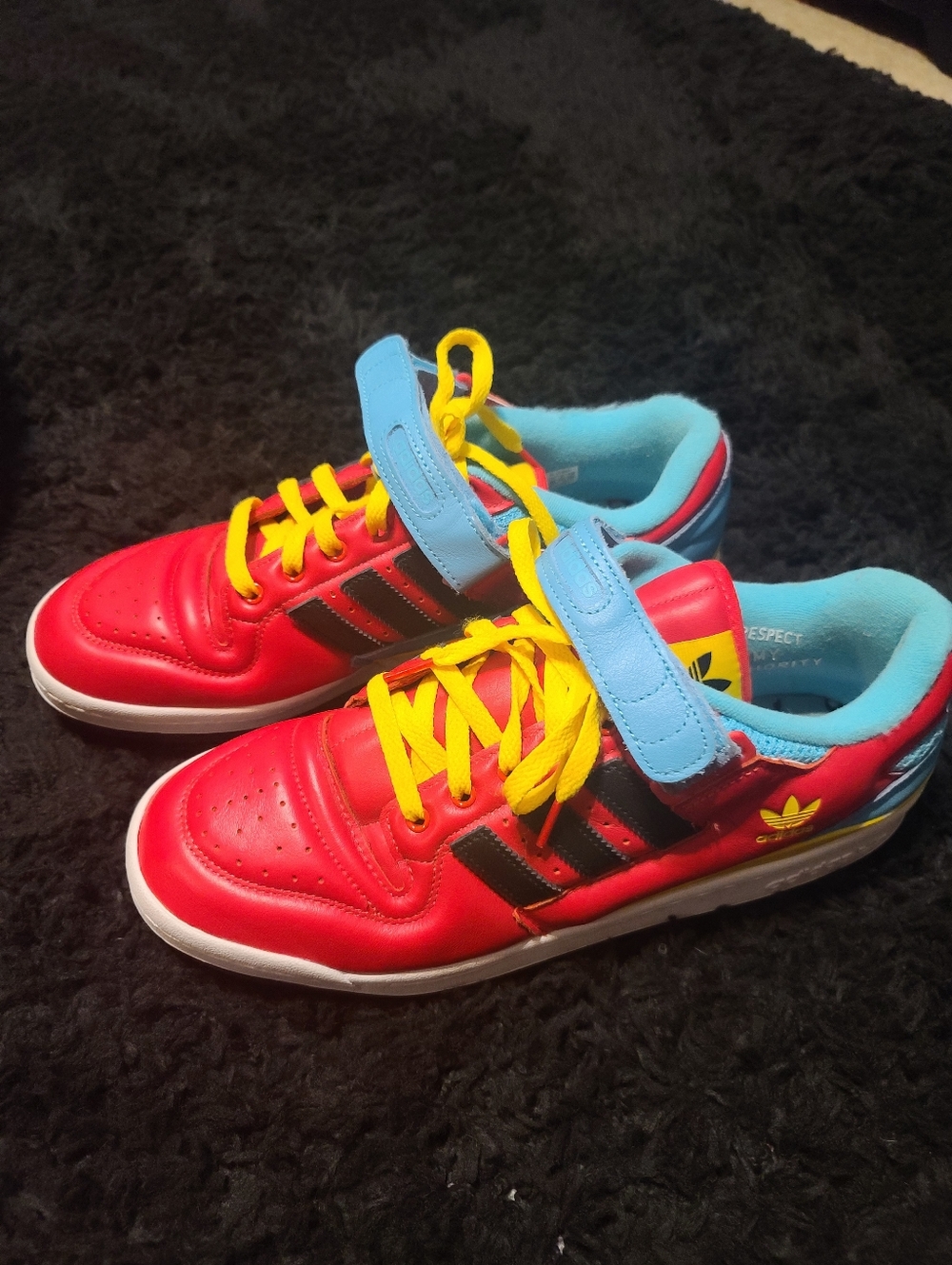 Adidas Men’s Red Low-Top Casual Sneakers with Blue Trim